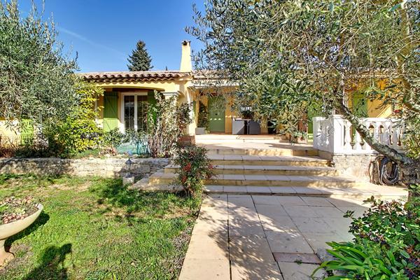 A vendre en exclusivité ! Maison à Lorgues de 5 pièces 132m2 avec Piscine