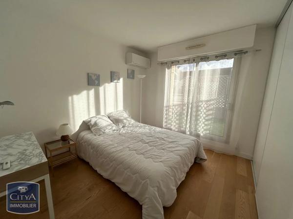 Appartement à louer 3 pièces 87m² Antony (92160)