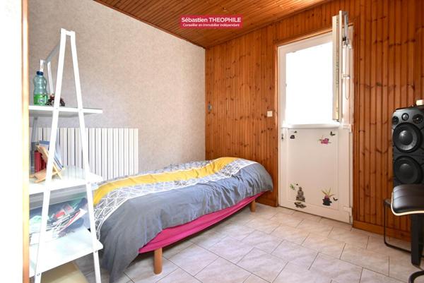 Maison T5, 4ch + studio , au coeur d'un parc arboré