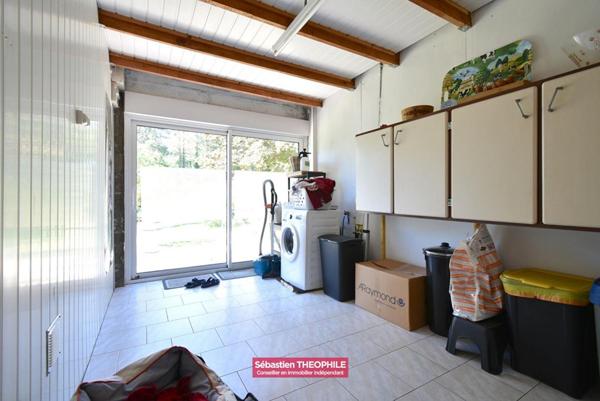 Maison T5, 4ch + studio , au coeur d'un parc arboré