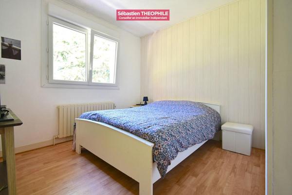 Maison T5, 4ch + studio , au coeur d'un parc arboré