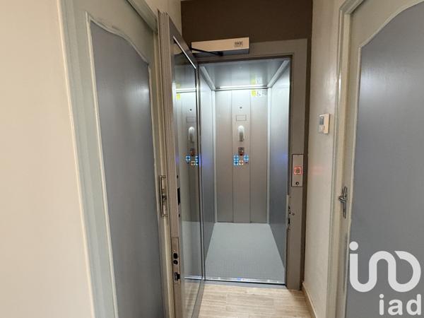 Maison à vendre 4 pièces 115 m² Lissac-et-Mouret