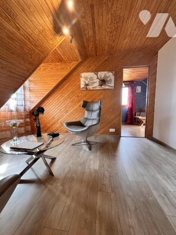 MAISON D'HABITATION AVEC TERRAIN D'ENVIRON 1HA30