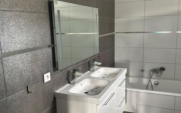 Maison à vendre    4 pièces • 148,92 m2 Mauguio