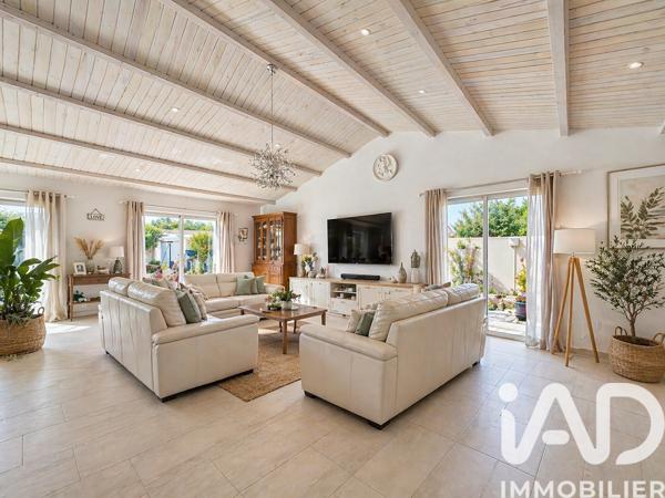 Maison à vendre 5 pièces 190 m² Sainte-Soulle
