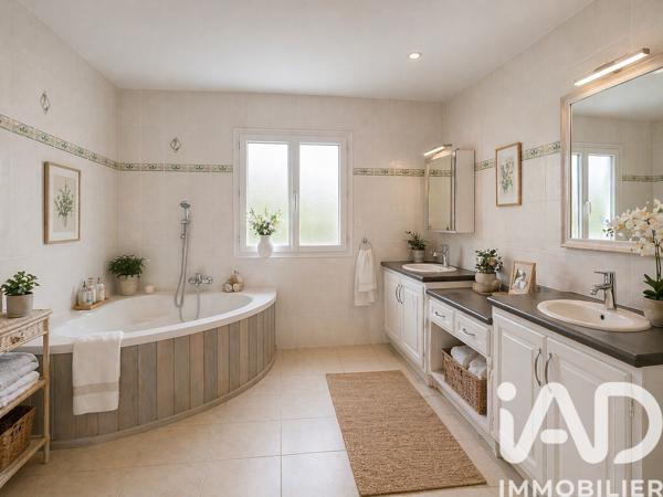 Maison à vendre 5 pièces 190 m² Sainte-Soulle