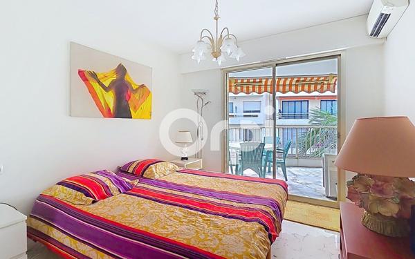 Appartement à vendre    3 pièces • 81,88 m2 Juan-les-Pins - Antibes