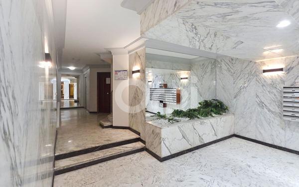 Appartement à vendre    3 pièces • 81,88 m2 Juan-les-Pins - Antibes