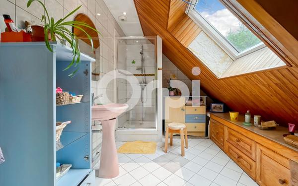 Maison à vendre    5 pièces •  Angerville-la-Campagne