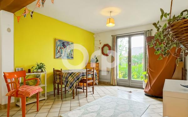 Maison à vendre    5 pièces •  Angerville-la-Campagne