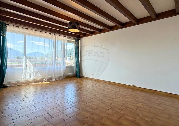 Appartement 3 chambre(s) à vendre - Cluses, Haute-Savoie - 74