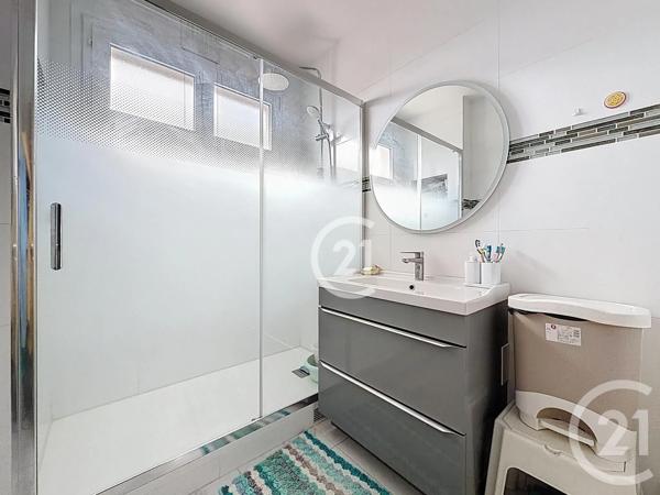Appartement F3 à vendre  3 pièces - 69,20 m 2   NOISY LE SEC  - 93