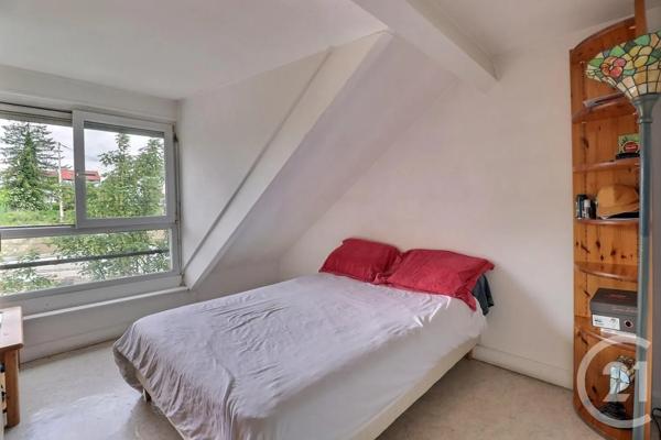 Maison à vendre  10 pièces - 200 m 2   NOISY LE SEC  - 93