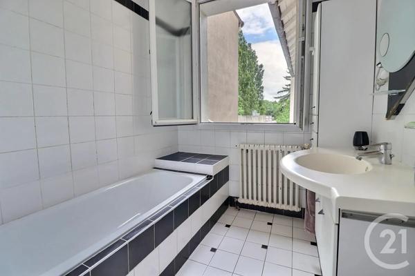 Maison à vendre  10 pièces - 200 m 2   NOISY LE SEC  - 93