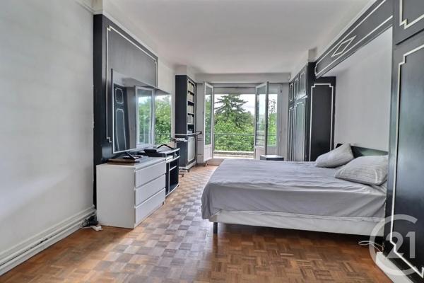 Maison à vendre  10 pièces - 200 m 2   NOISY LE SEC  - 93