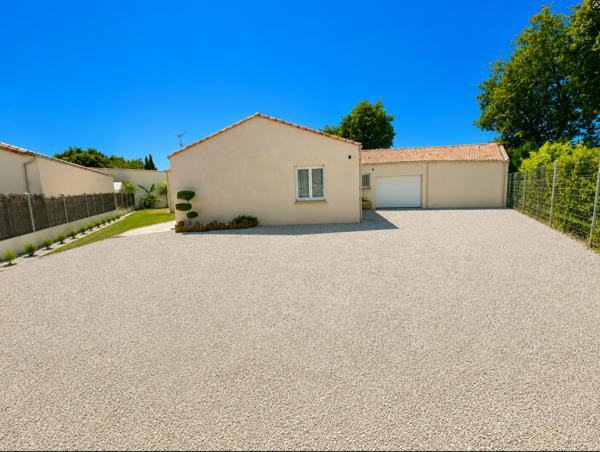Maison de plain-pied de 154 m2 + 25m2 Toutes les caractéristiques
