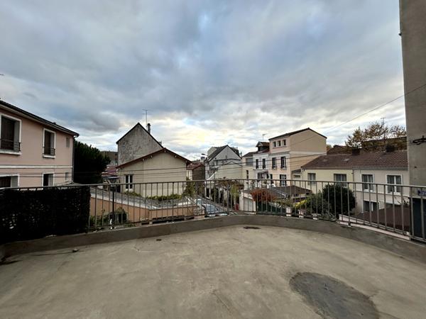 A vendre, 2 pièces + Terrasse, Mairie des Lilas