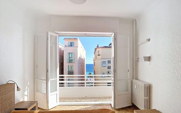 Appartement à vendre    2 pièces • 48,53 m2 Nice