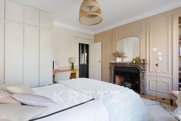 Appartement familial avec vue imprenable sur le Moulin Rouge
