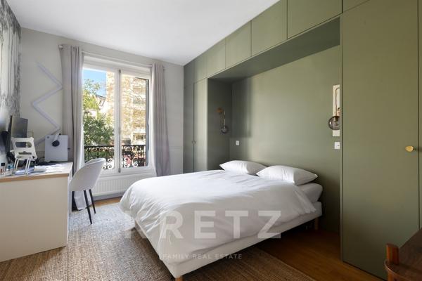 Appartement familial avec vue imprenable sur le Moulin Rouge