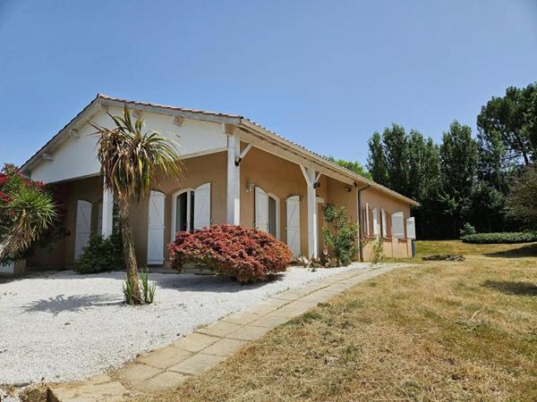 Secteur PUYMIROL : Maison 5 pièce(s) 120 m2 - Garage - Piscine - Jardin
