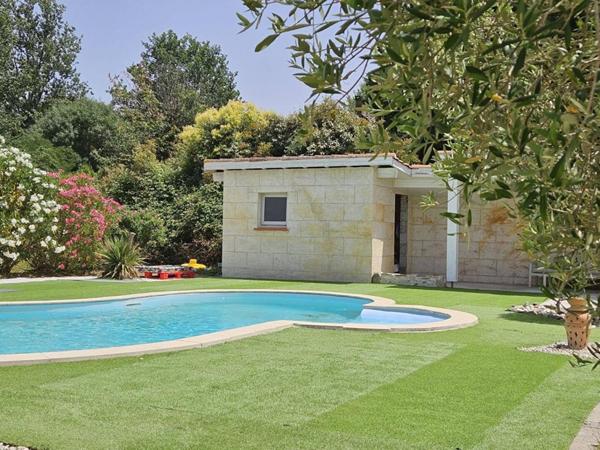 Secteur PUYMIROL : Maison 5 pièce(s) 120 m2 - Garage - Piscine - Jardin