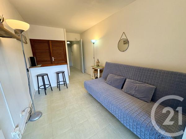 Appartement Studio à vendre  1 pièce - 28,32 m 2   ST GEORGES DE DIDONNE  - 17