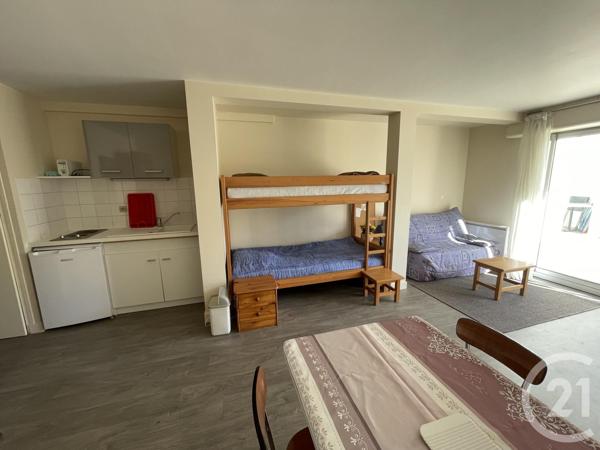 Appartement Studio à vendre  1 pièce - 28,32 m 2   ST GEORGES DE DIDONNE  - 17