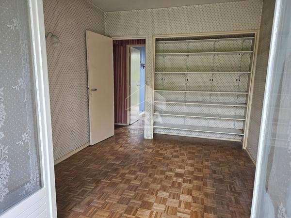 Appartement Beynes 5 pièce(s) - Pour les amateurs de travaux