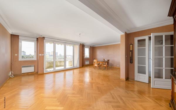 Appartement à vendre    3 pièces • 100 m2 Toulouse