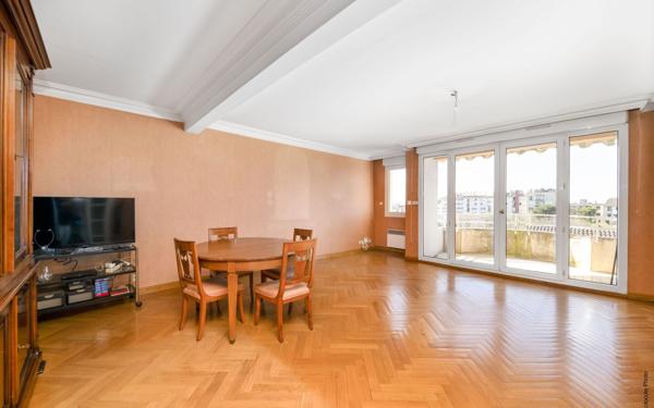 Appartement à vendre    3 pièces • 100 m2 Toulouse