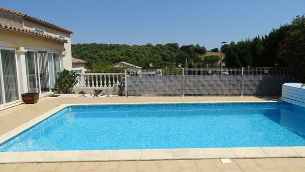 Maison Carcassonne avec jardin, piscine, double garage