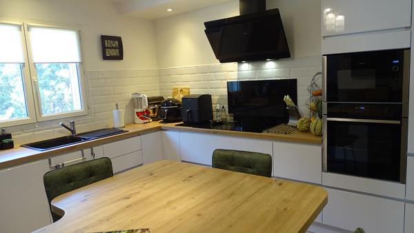 Maison Carcassonne avec jardin, piscine, double garage