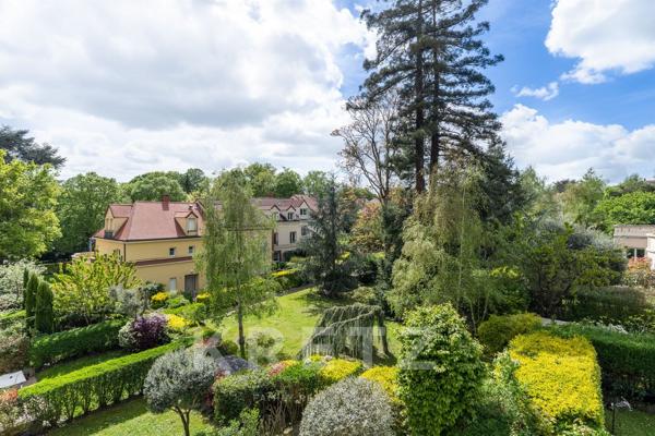 Maison familiale de 218 m² au cœur d'un parc privé