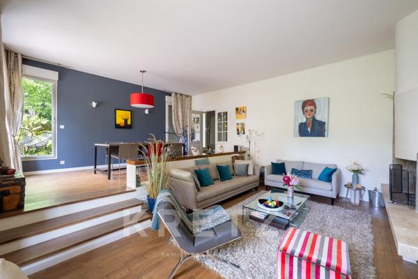 Maison familiale de 218 m² au cœur d'un parc privé