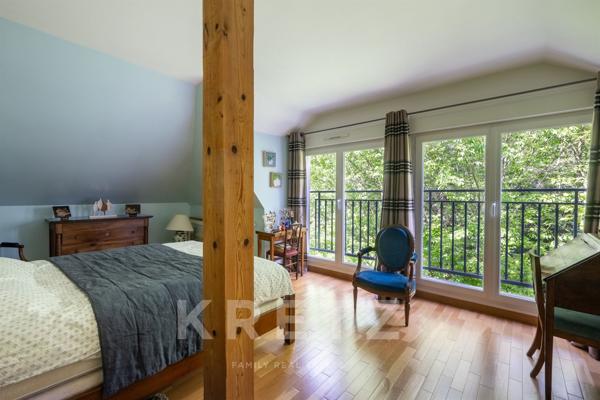 Maison familiale de 218 m² au cœur d'un parc privé