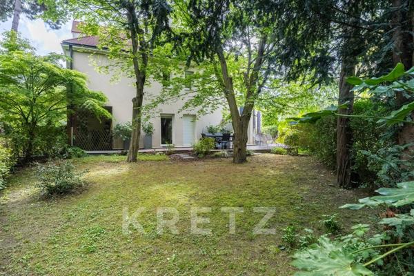 Maison familiale de 218 m² au cœur d'un parc privé