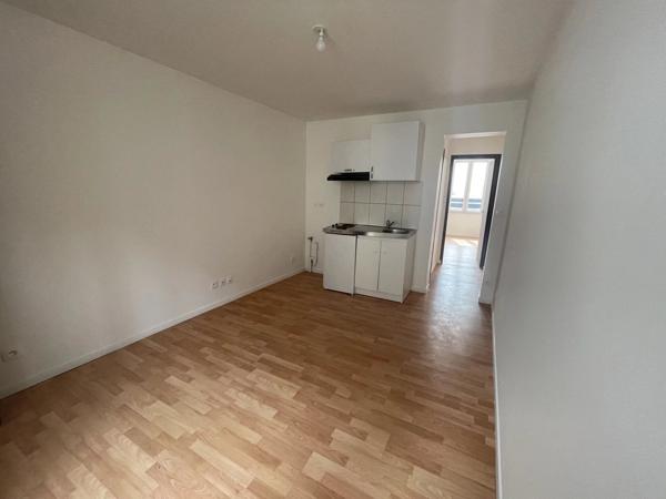 Location Appartement 2 pièces 29 m2 à Saint-Quentin