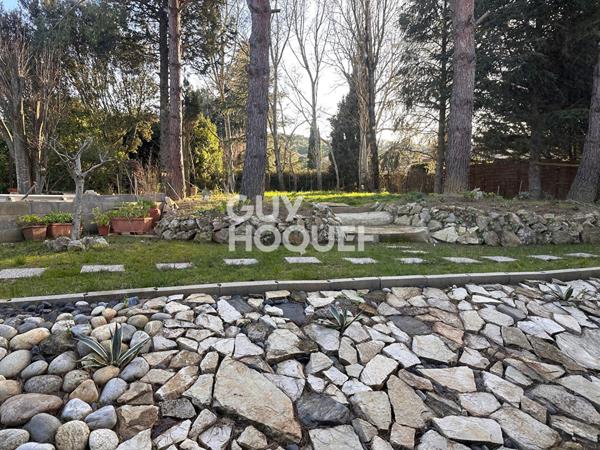 10 MN CARCASSONNE 6 chambres , jardin, piscine , garage.