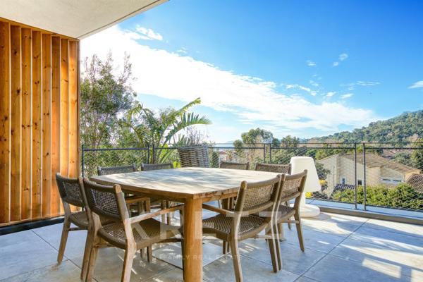 Penthouse vue mer et plage à pieds