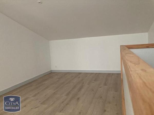 Appartement à louer 4 pièces 75.08m²