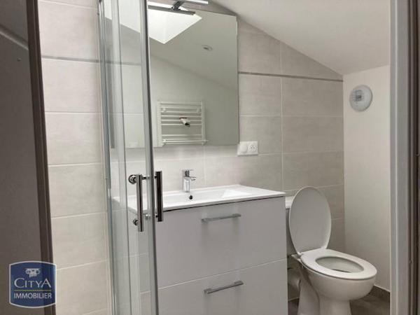 Appartement à louer 4 pièces 75.08m²