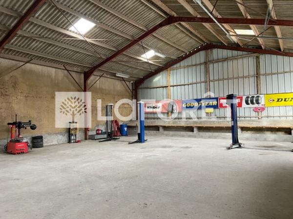 Location local commercial près de Fruges - 323 m² - 1 100 € / mois