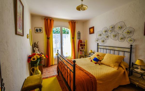 Maison à vendre    5 pièces •  Rochefort-du-Gard