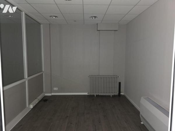  Vendre – Local Commercial Loué au Cœur de Sens