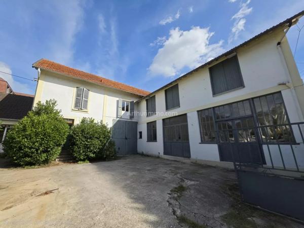Vente                                                      Propriété
                        
                     7 pièces                      192 m2                     à Thorigny-sur-Marne