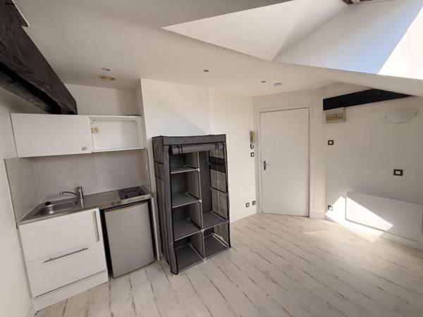 Location Studio 12.82 m² - ÉPinal 88000