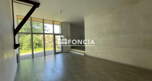 Location Appartement 4 pièces 97 m² - Anthelupt 54110