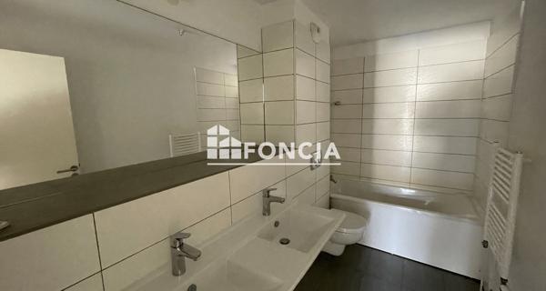 Location Appartement 4 pièces 97 m² - Anthelupt 54110