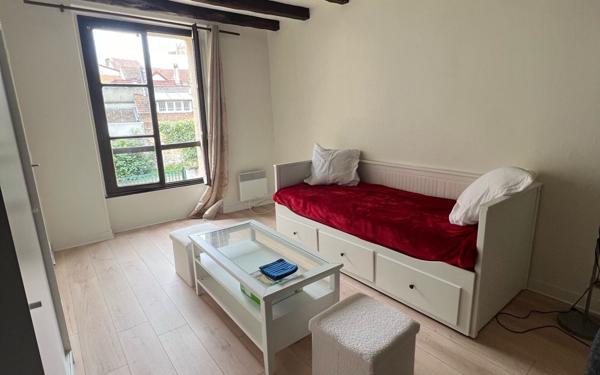 Appartement à vendre    1 pièce •  Triel-sur-Seine